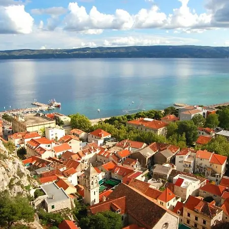 In With Sea View, Balcony, Air Conditioning, Wi-fi